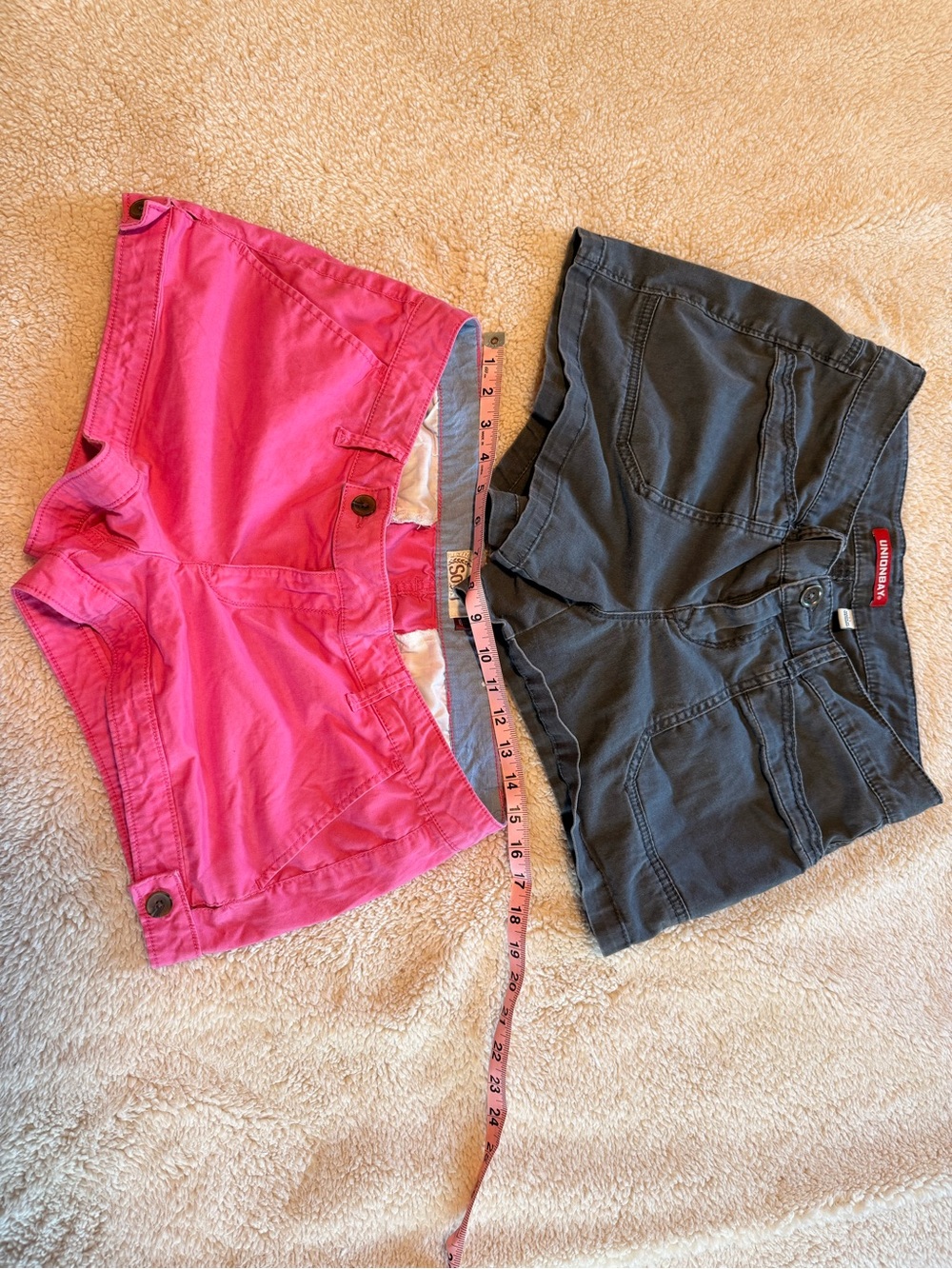 UNIONBAY Women's Gray and Pink Cotton Blend Jean Shorts Duo - Picture 2 of 7
